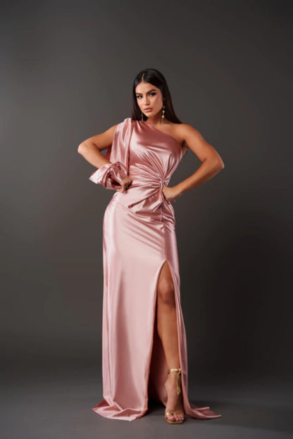 Isabella – Elegantes Abendkleid mit One-Shoulder-Design